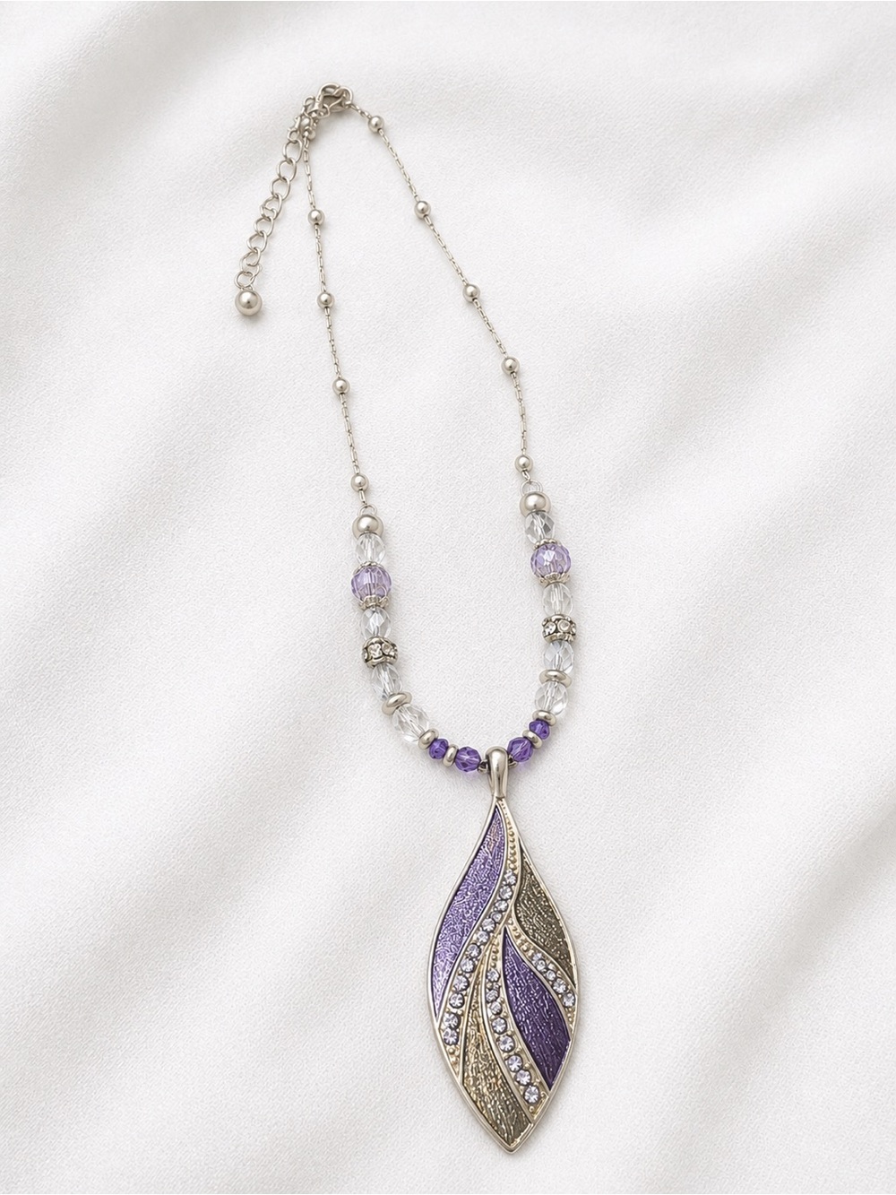 Purple Leaf Pendant Beaded Necklace Silver Tone Crystal Rhinestone